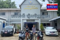 លោក សៅ សារឿន អធិការនគរបាលក្រុងប៉ោយប៉ែតបញ្ជាកម្លាំង ក្របួចក្រុមចោលកាច់កម៉ូតូបាន០៤នាក់!!!